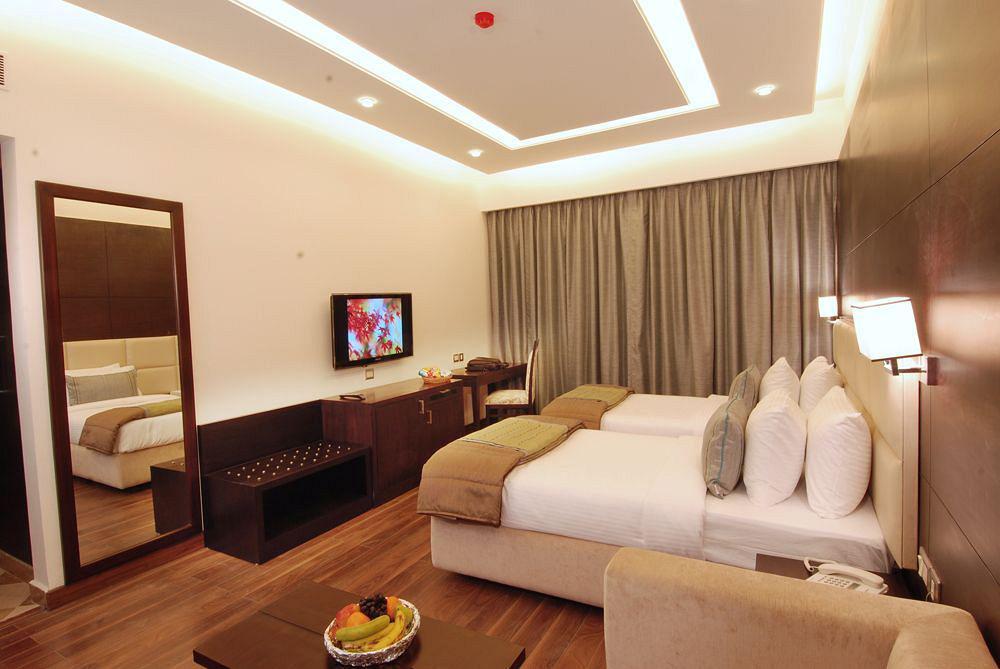 Hotel Africa Avenue Neu-Delhi Exterior foto