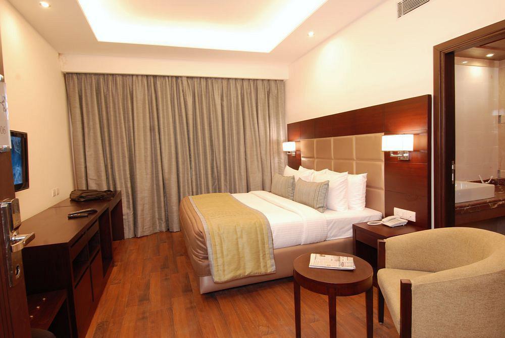 Hotel Africa Avenue Neu-Delhi Exterior foto