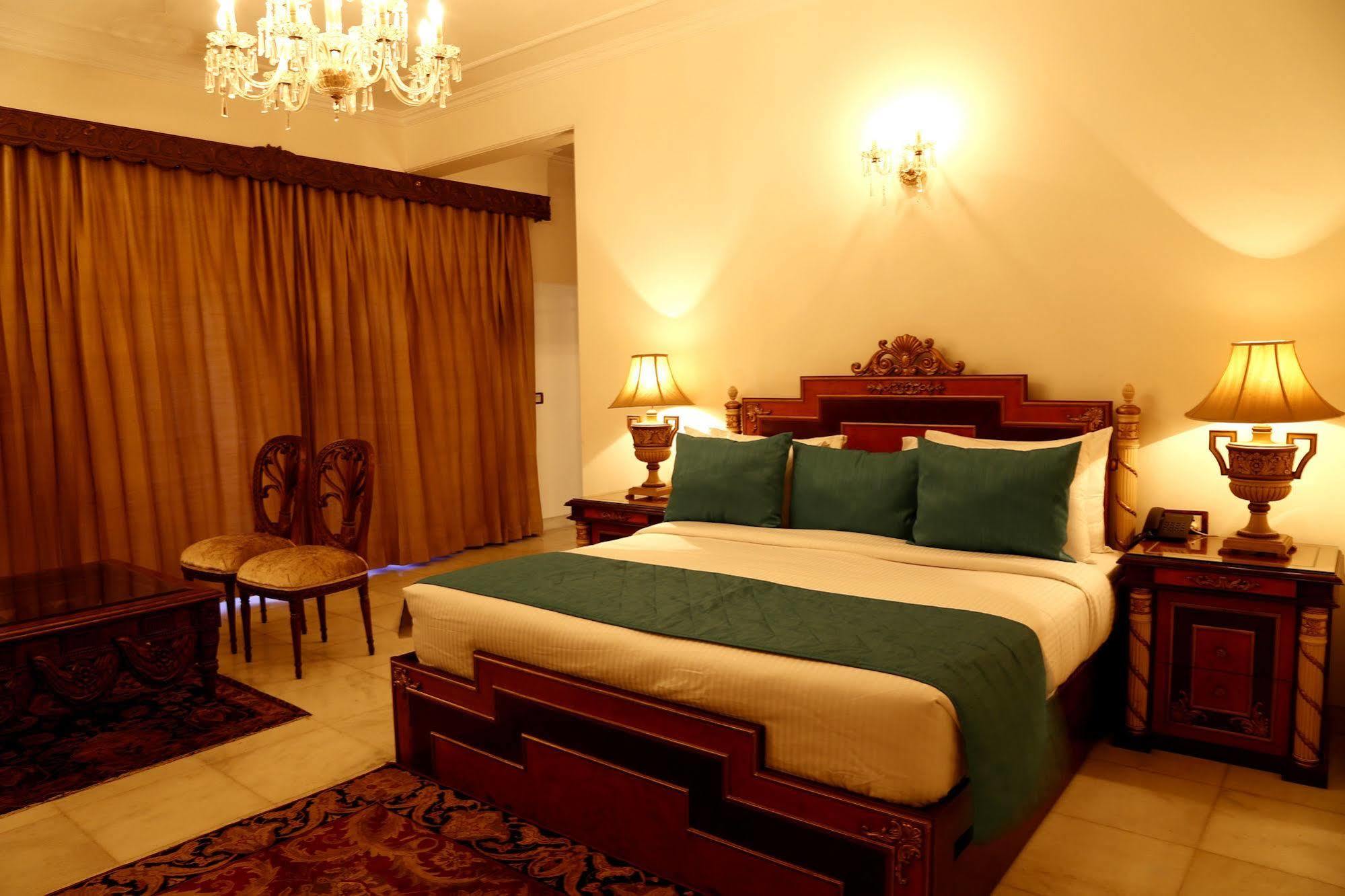 Hotel Africa Avenue Neu-Delhi Exterior foto