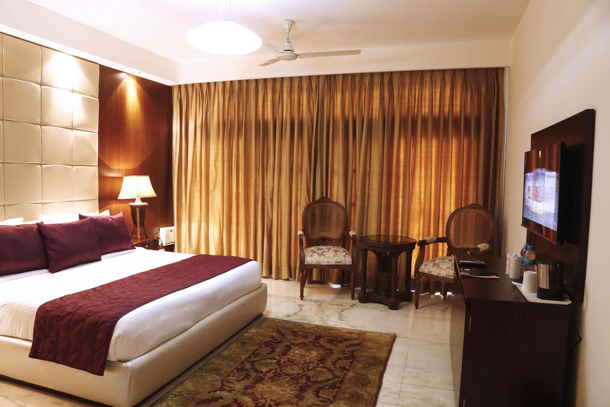 Hotel Africa Avenue Neu-Delhi Exterior foto