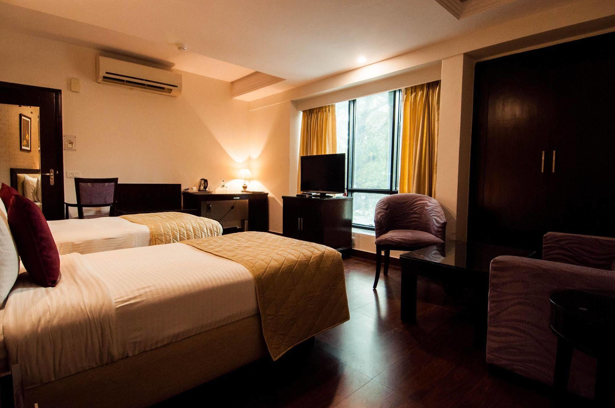 Hotel Africa Avenue Neu-Delhi Exterior foto