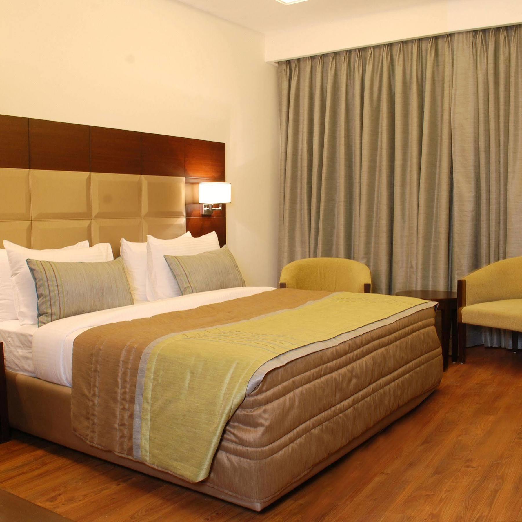 Hotel Africa Avenue Neu-Delhi Exterior foto