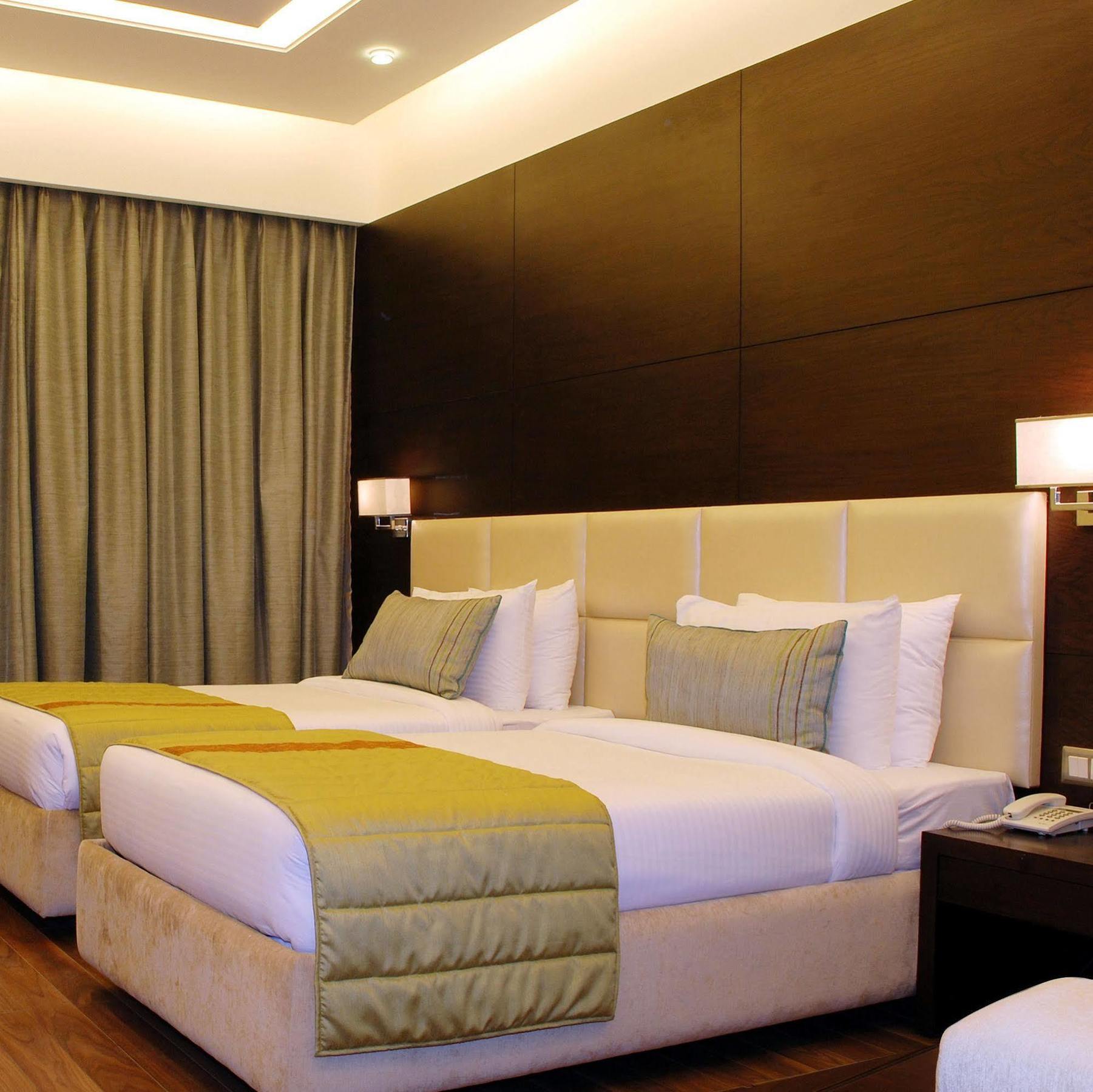 Hotel Africa Avenue Neu-Delhi Exterior foto