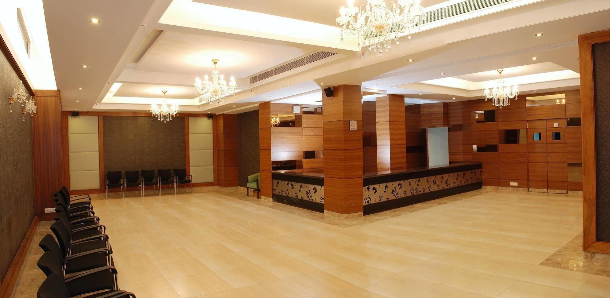 Hotel Africa Avenue Neu-Delhi Exterior foto