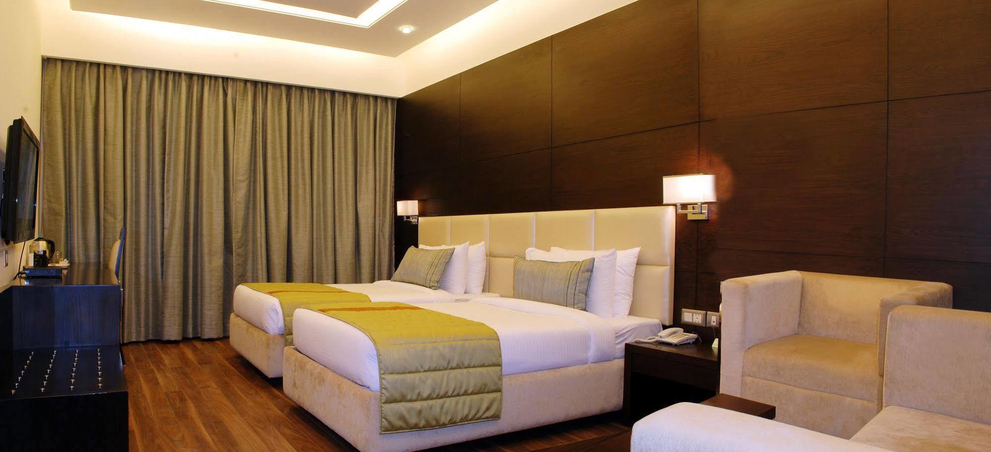 Hotel Africa Avenue Neu-Delhi Exterior foto
